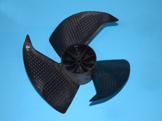 AXIAL FAN